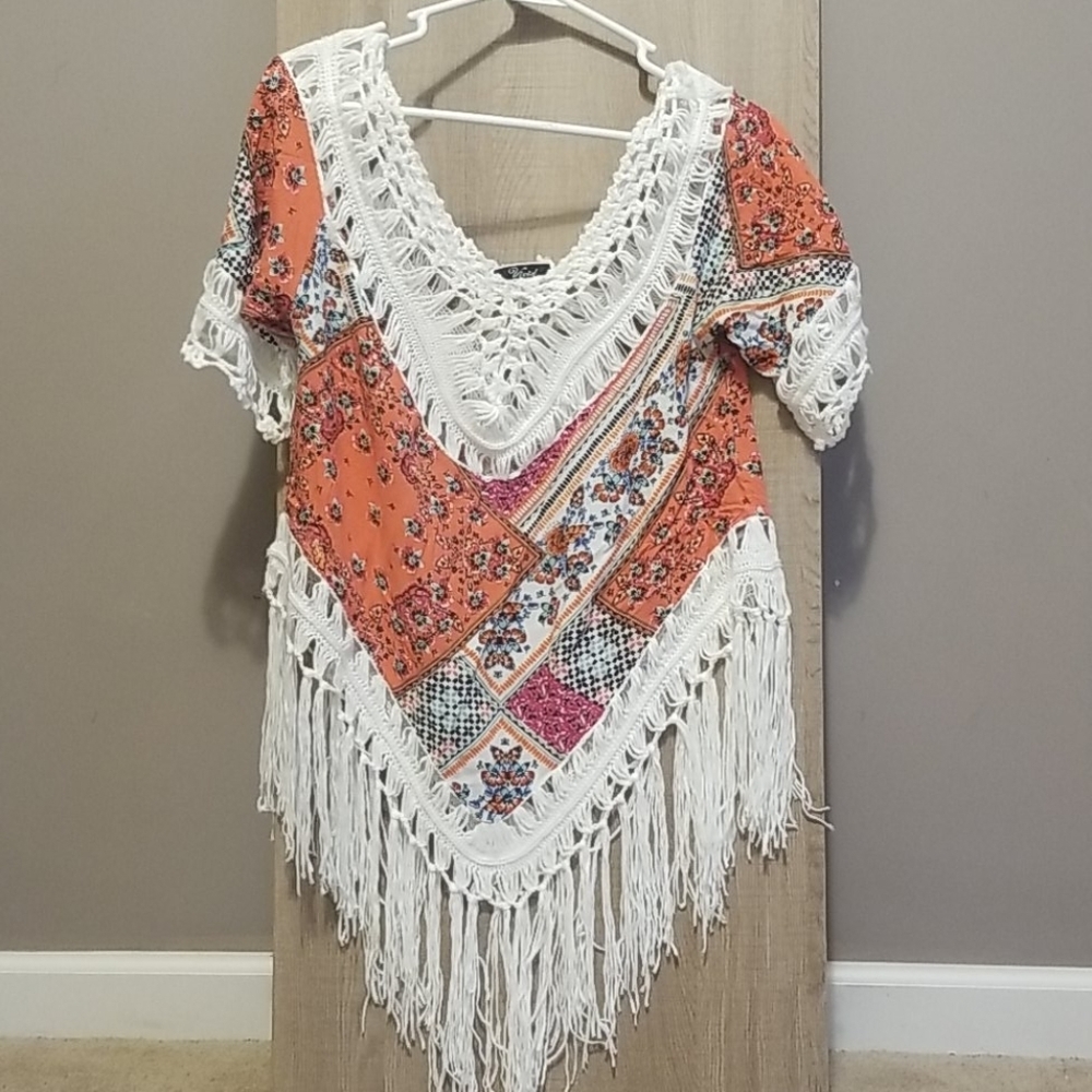 Vivid, size medium multi colored designed top - Picture 1 of 3